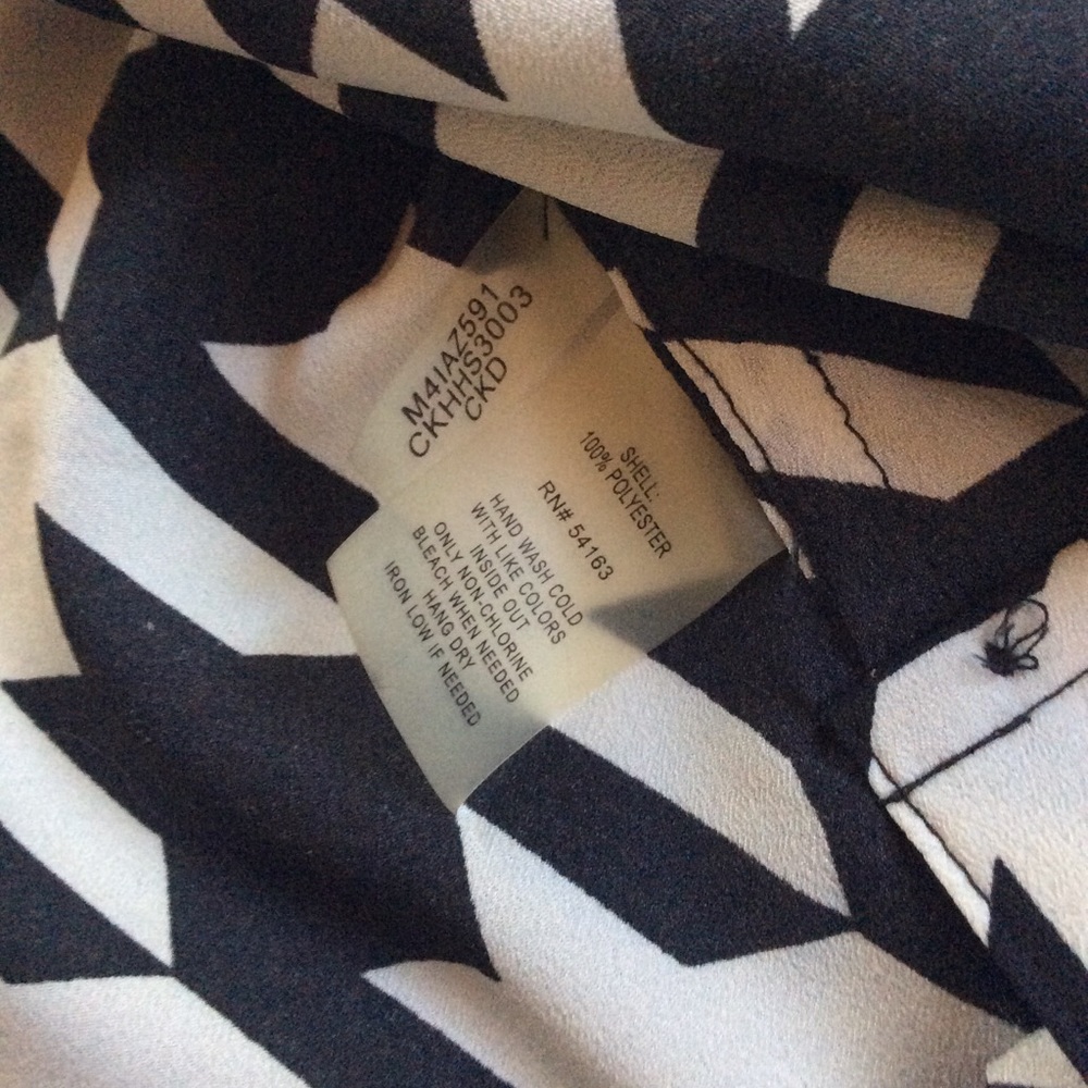 Vintage Calvin Klein Houndstooth Top - Picture 15 of 15